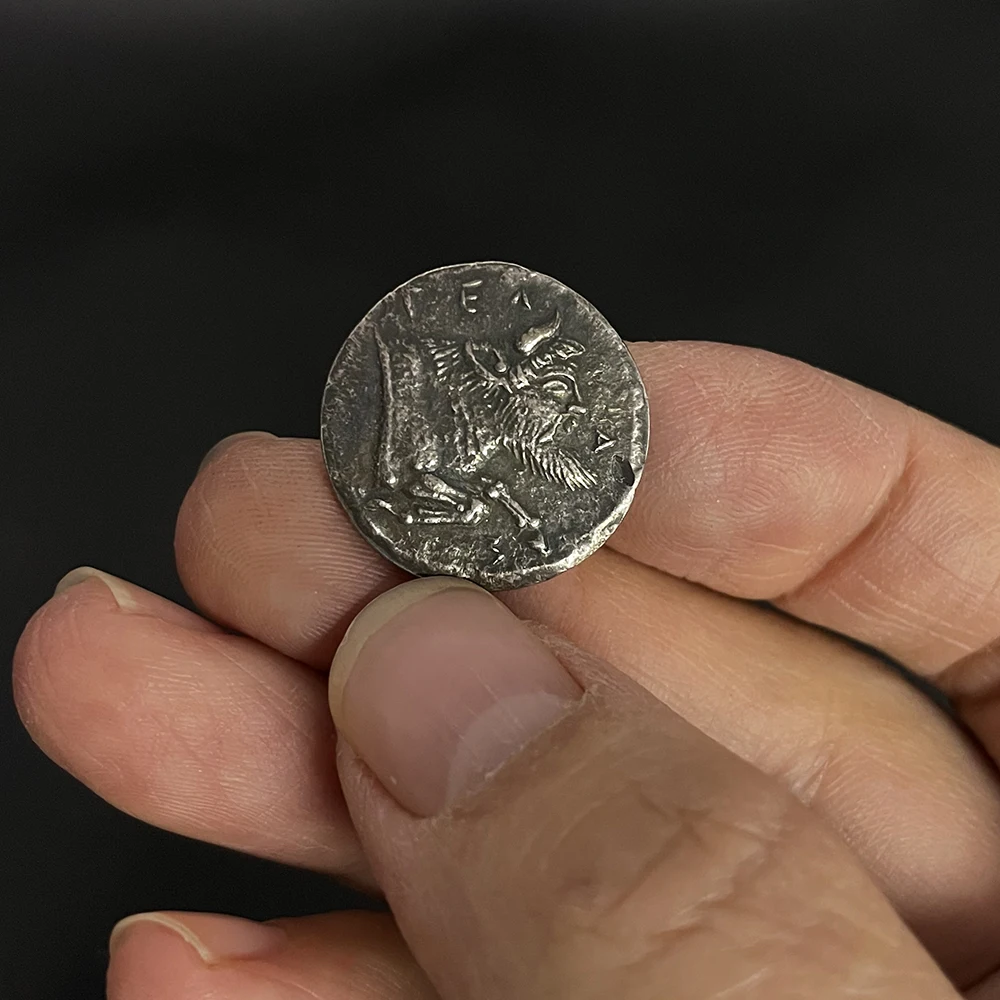

Древняя Греция Drachma перепечатанная Серебряная монета мифология Сицилия река Бог бык голова человеческое тело древняя монета кулон подарок штамповка