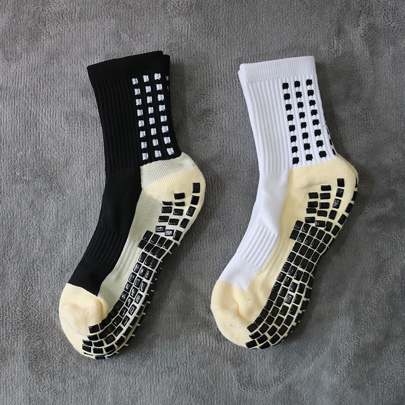4pairs New Anti Slip Football Socks Breathable Men Sports Soccer Socks Soft Cycling Women Men 37.5-45