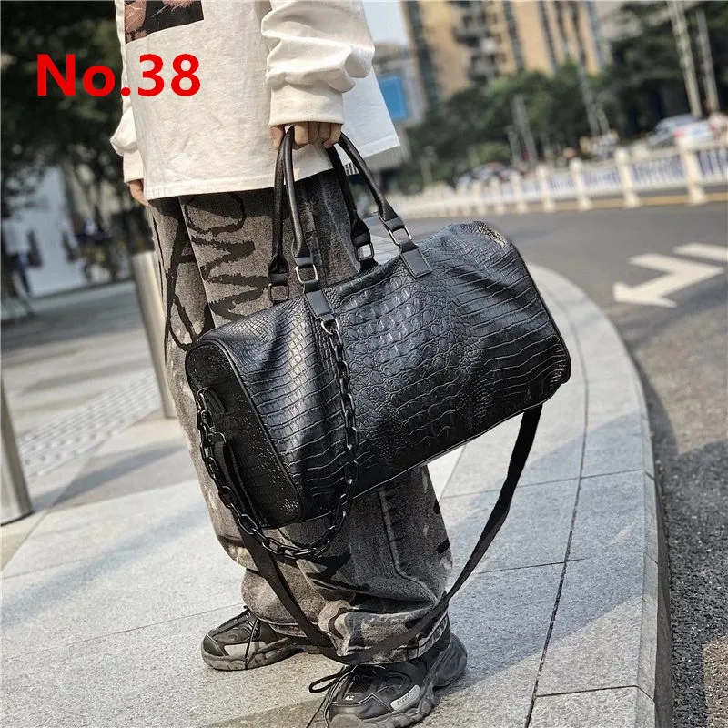 

Women Men Luxury Brand Travel Bag Handbag Beach Shoulder Bag Crossbody Bag Nylon Large Capacity Fashion Couples Duffel Package