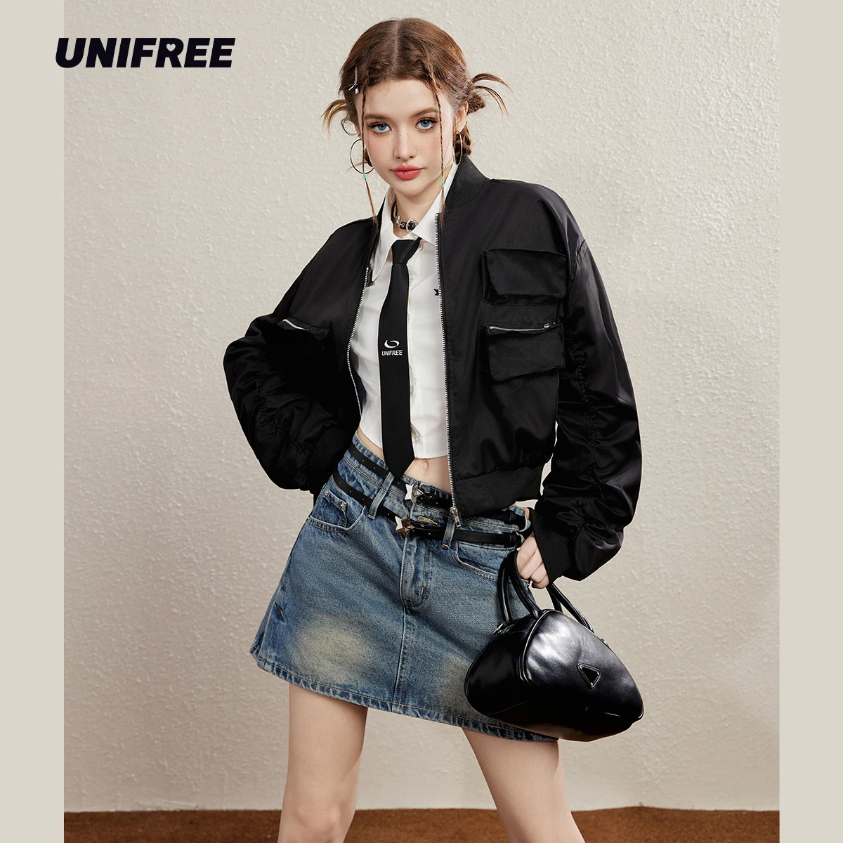 

UNIFREE Black Short Jacket Baseball Cargo Cropped Bomber Jackets Zip Up Coat Women Outerwear Techwear Streetwear Top