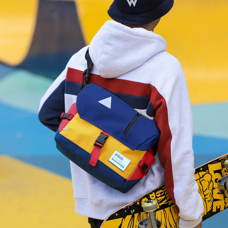 

Classic Canvas Messenger Bag, Water Resistant Shoulder Bag Crossbody Bag 13 Inch Laptop Bag for Travel Work College Cycling