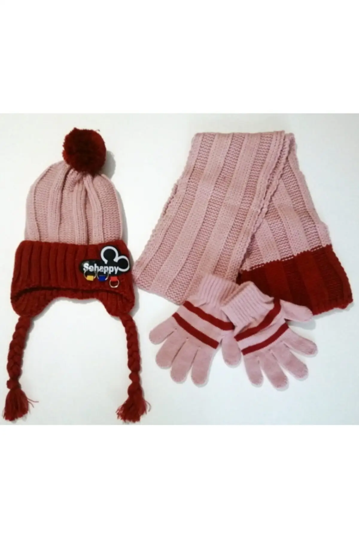 

Комплект из шарфа, шапки и перчаток