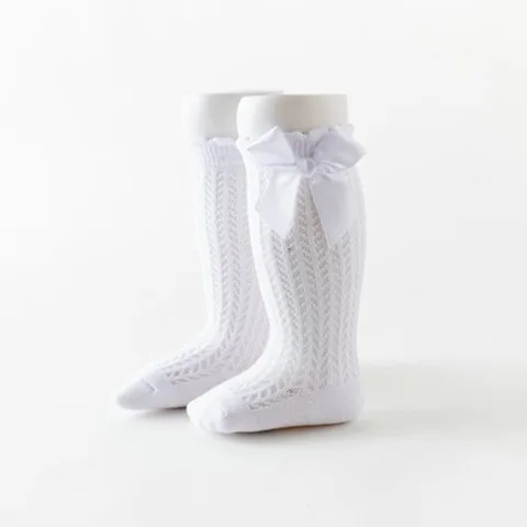 Новые летние носки для маленьких девочек милые большие банты мягкие хлопковые эластичные однотонные сетчатые носки для новорожденных до колена длинные носки для девочек