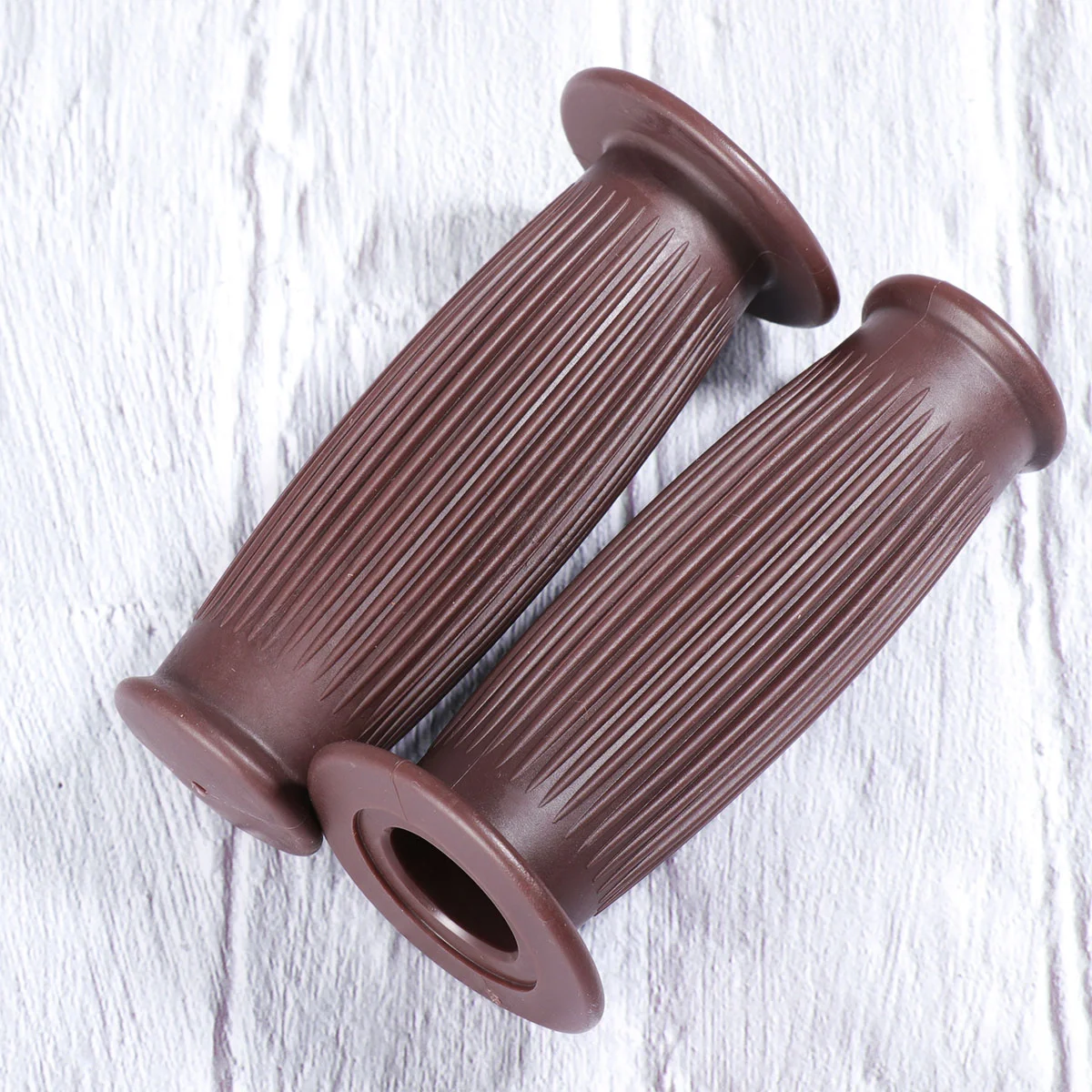 

1 Pair Motorcycle Vintage TPU Handlebar Cover Universal Striped Bike Grips Non-Slip Handlebar Grips Random Color 22/24MM