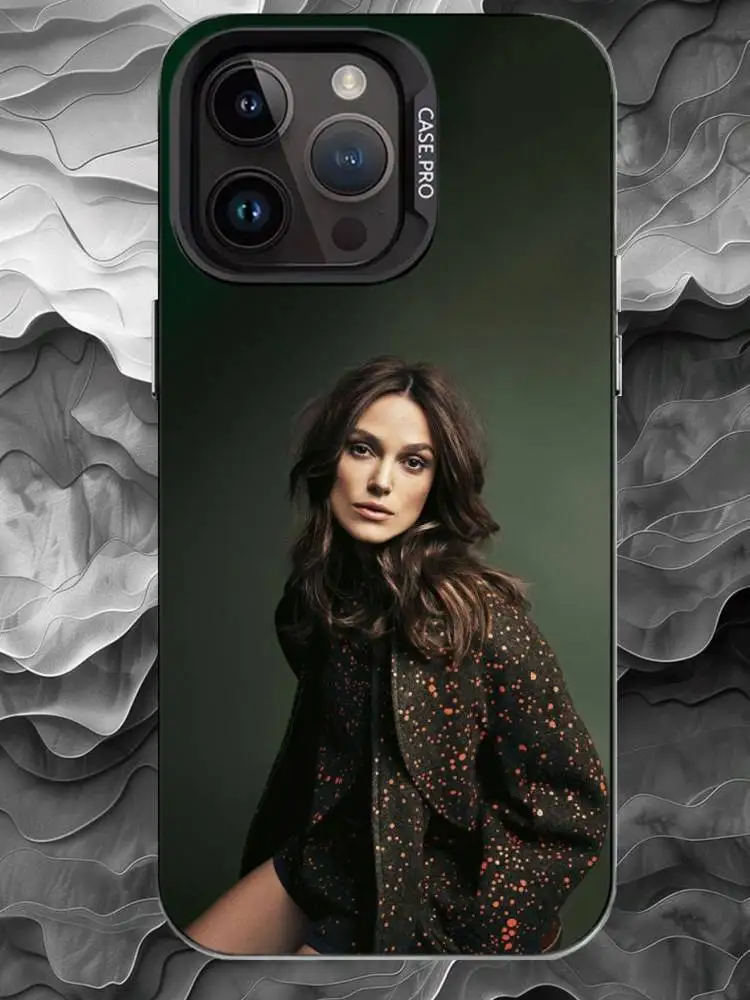 Фото Чехол для телефона K-Keira Knightley для iPhone 17 16 15 14 13 12 11 Pro Max Plus, серебристый матовый черный чехол №2