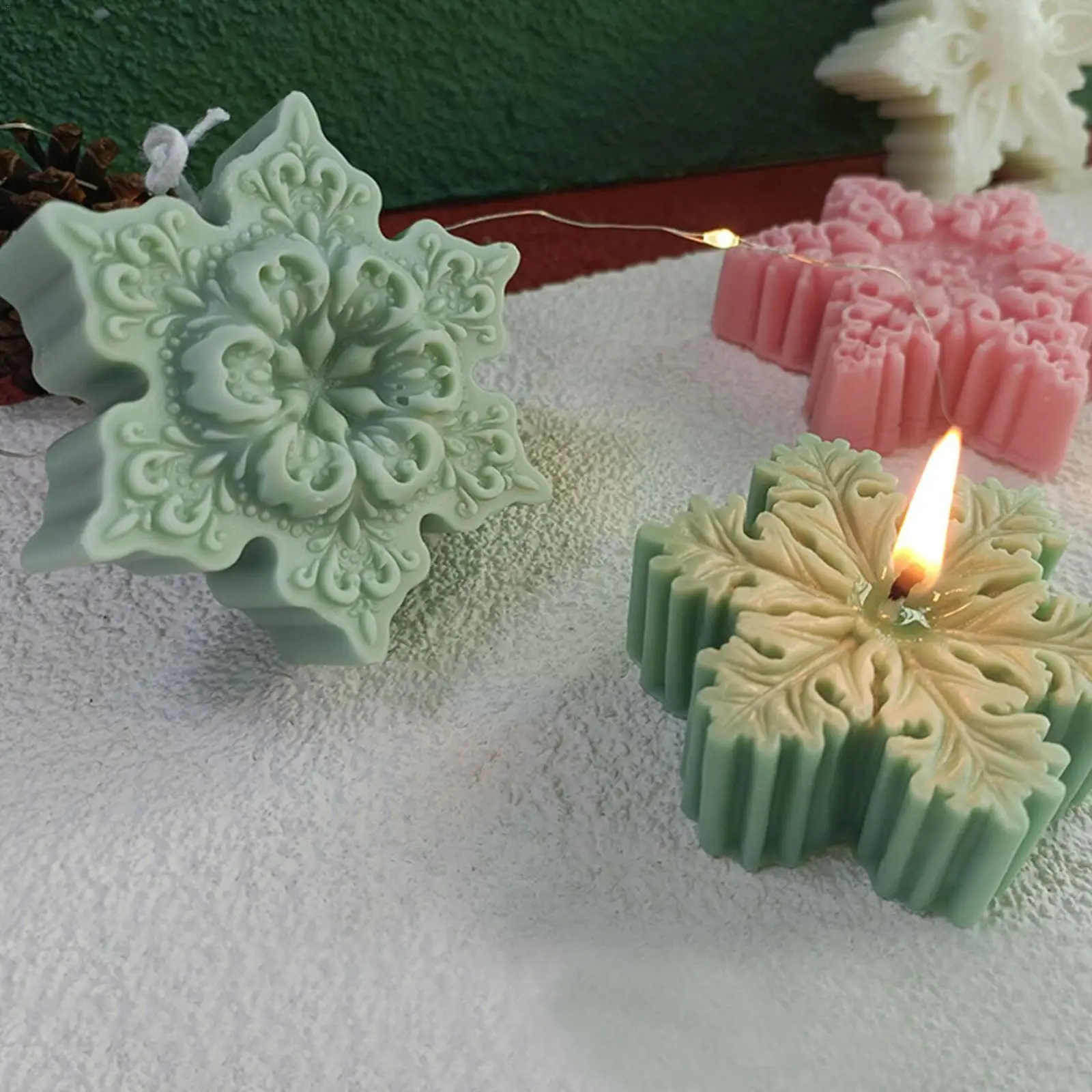

Christmas Snowflake Silicone Mold For Chocolate Wax Melts Soap Candle Resin Clay Soap Gum Paste Fondant Cake Decorating Too U5z8