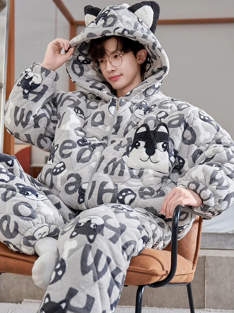 Пижамы из кораллового флиса мужские осенне-зимние трехслойные стеганые