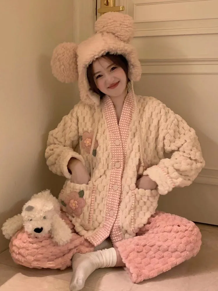 KIMOKOKM Sweet Princess Tracksuit Kawaii V-Neck Full Sleeve Top Coral Fleece Flower Trousers Pajamas Home Girly Two-Piece Suit