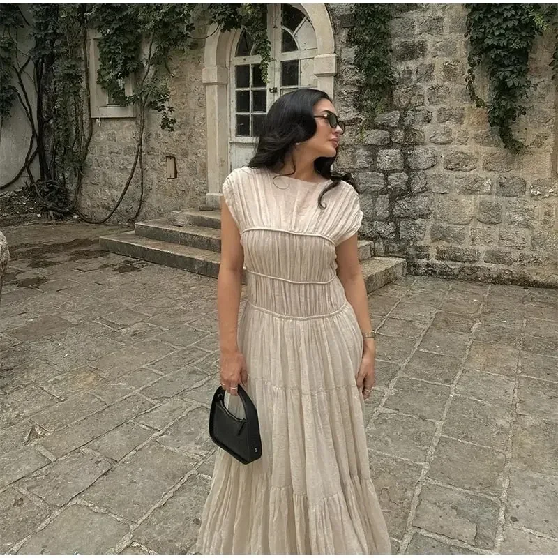 Женское платье без рукавов с круглым вырезом длинная форма морщинистая модная