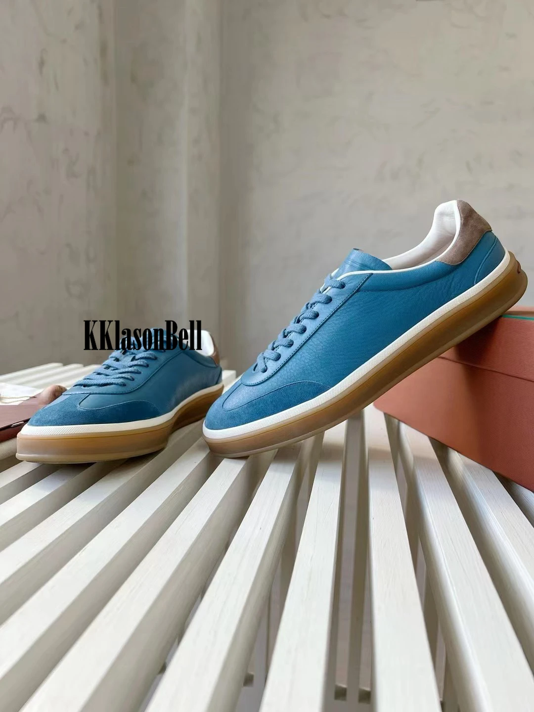 Мужская обувь из натуральной кожи