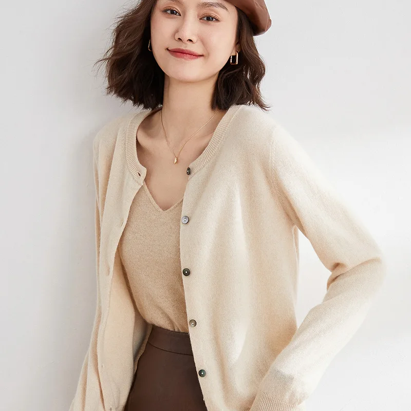 

Early spring new women's loose round neck thin sweater cardigan lazy wind soft waxy retro autumn sweater coat