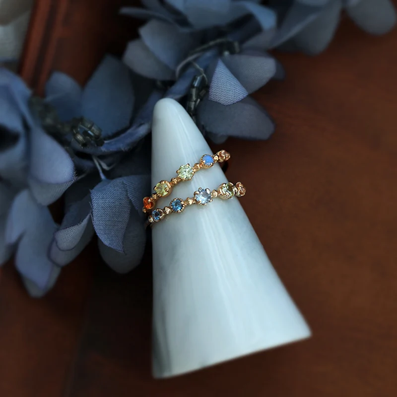 

Женское кольцо с фианитом, из серебра 925 пробы