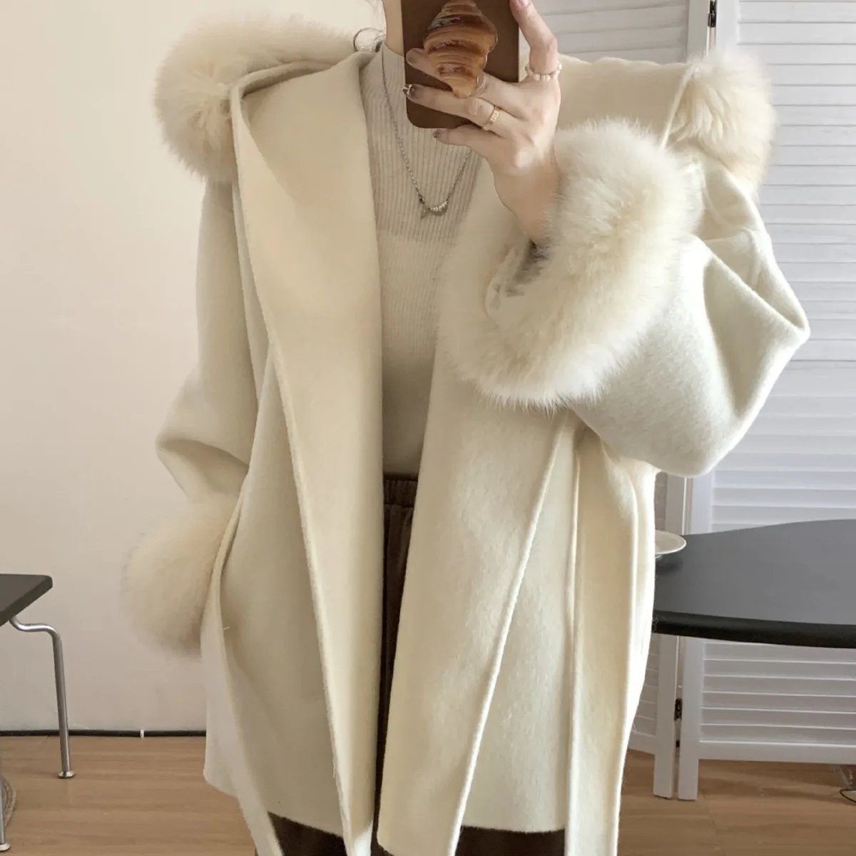 Лисий волос с капюшоном Элитный темперамент Мао шнуровка Двусторонняя шерсть