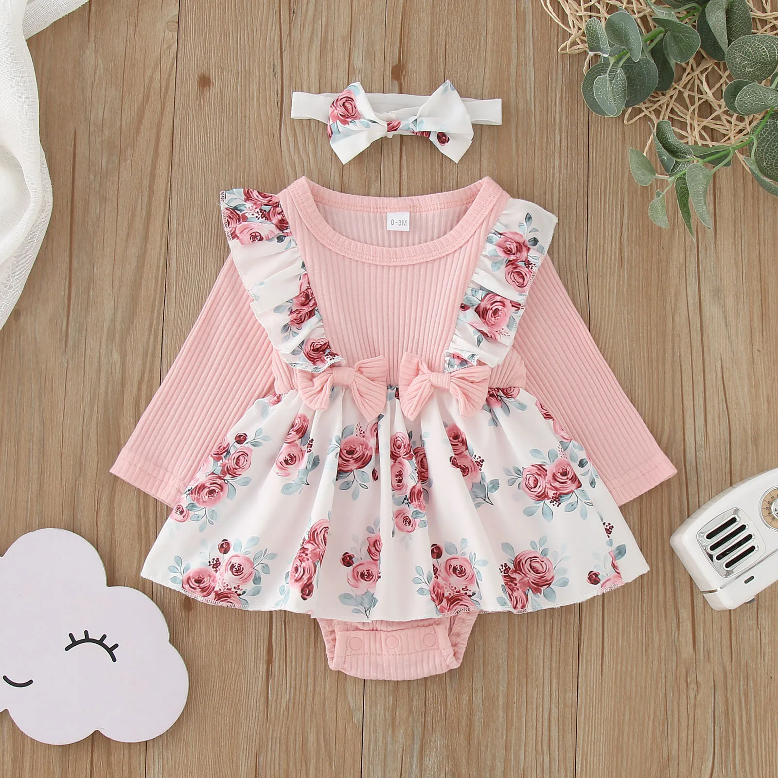 

Детский комбинезон с бантом, с длинным рукавом и цветочным принтом