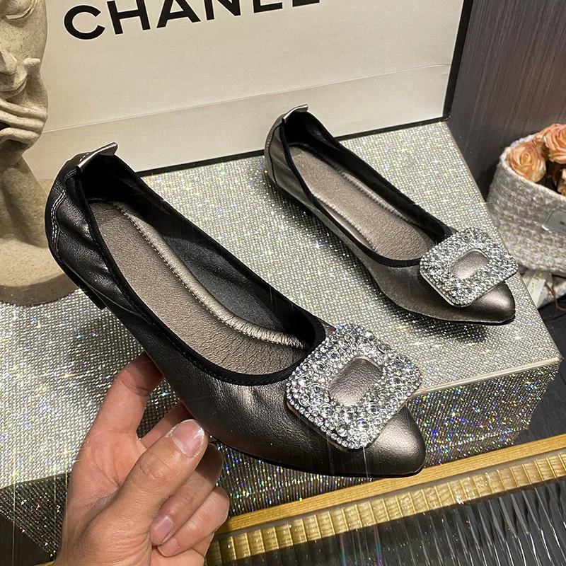 Туфли женские с острым носком повседневные Мягкие кроссовки закрытым