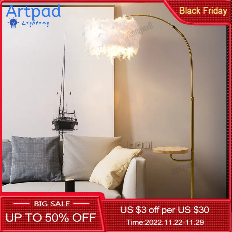 

Ostrich Feather Living room Floor Lamp Modern Minimalist Bedside Lamp Elegant White Standing Lamp with On/Off Switch Room Decor