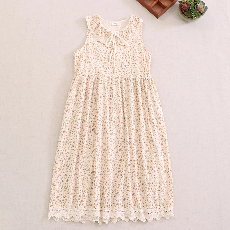 

Летнее платье-майка с принтом, без рукавов, со шнуровкой и кукольным воротником