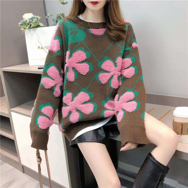 

OMCHION Autumn And Winter 2022 New Fashion Flower Embroidery Sweater Women Casual V-neck Loose Pullover Oversized Thich Jumper
