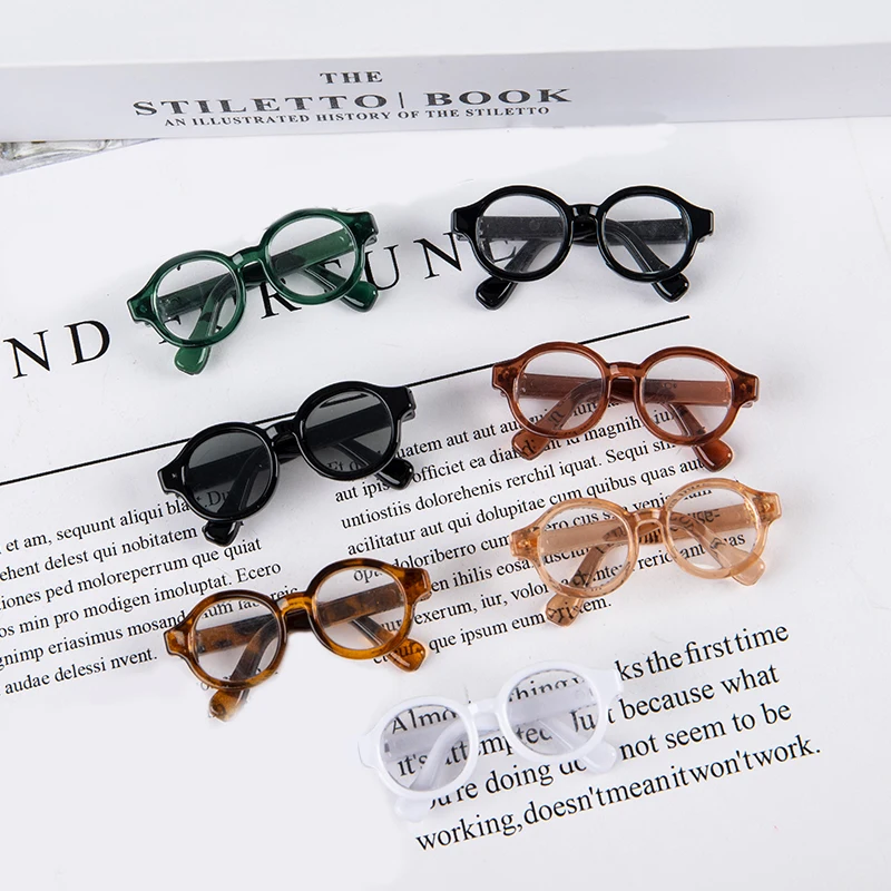 

4.5cm Mini Cute Plastic Glasses for 1/6 1/8 1/12 BJD Dolls and Blythe Dolls Toy Glasses Accessories Birthday Gift for Kids