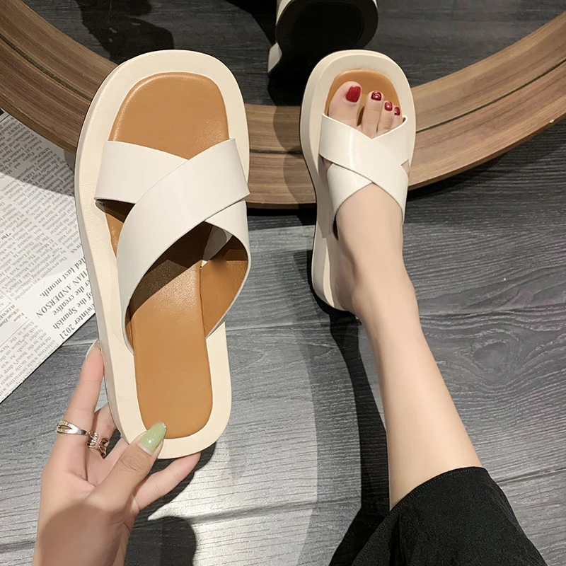

Slippers Women Summer Flat Shoes Female Pantofle Shallow Loafers Slides Fashion 2022 Beach Luxury Rubber Basic PU Flat Shoes Fem