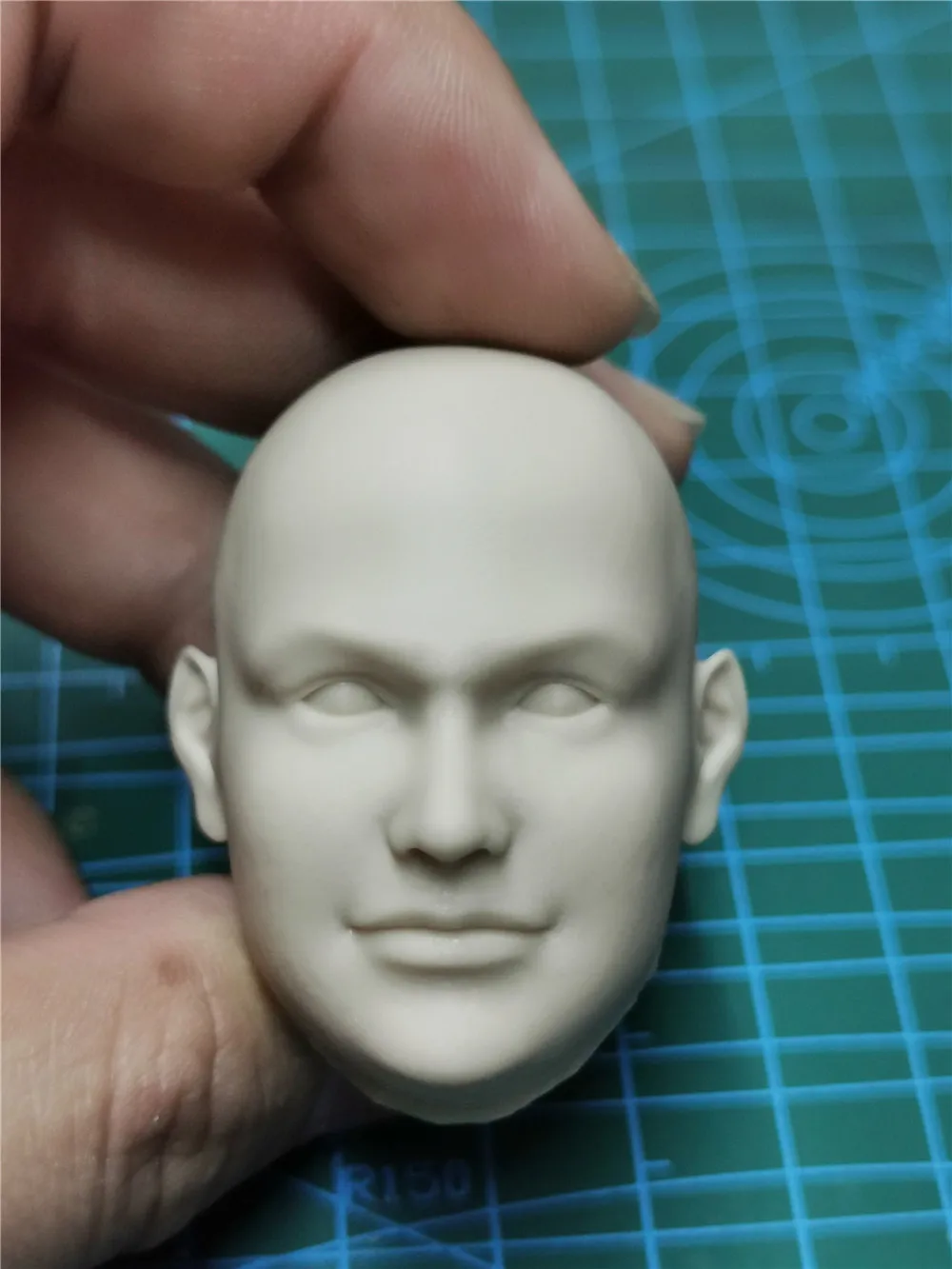 

Unpainted 1/6 Scale Wedge Head Sculpt Model Painting Exercise For 12" Action Figure Dolls Soldier Accessories