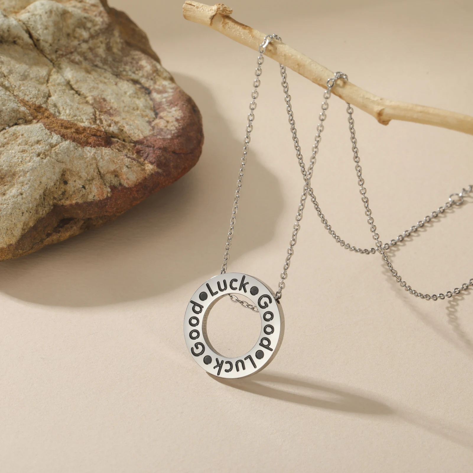 Amaxer модное ожерелье с подвеской в виде английской буквы ХОРОШАЯ ЖАСТЬ римскими