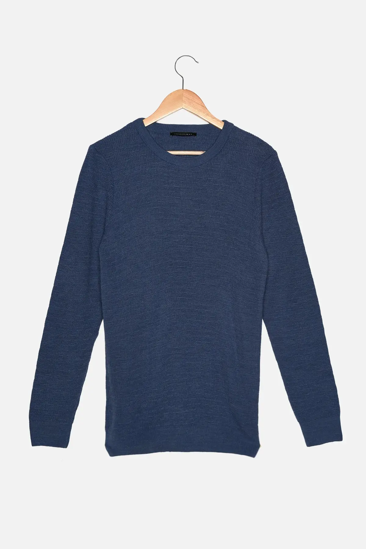 

Trendyol Male Bike Collar Slim Fit Knitwear Sweater TMNAW22KZ0419