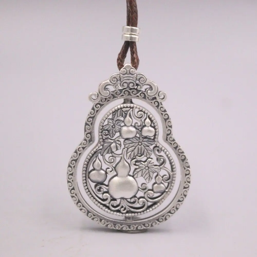 

Кулон из серебра пробы для мужчин и женщин