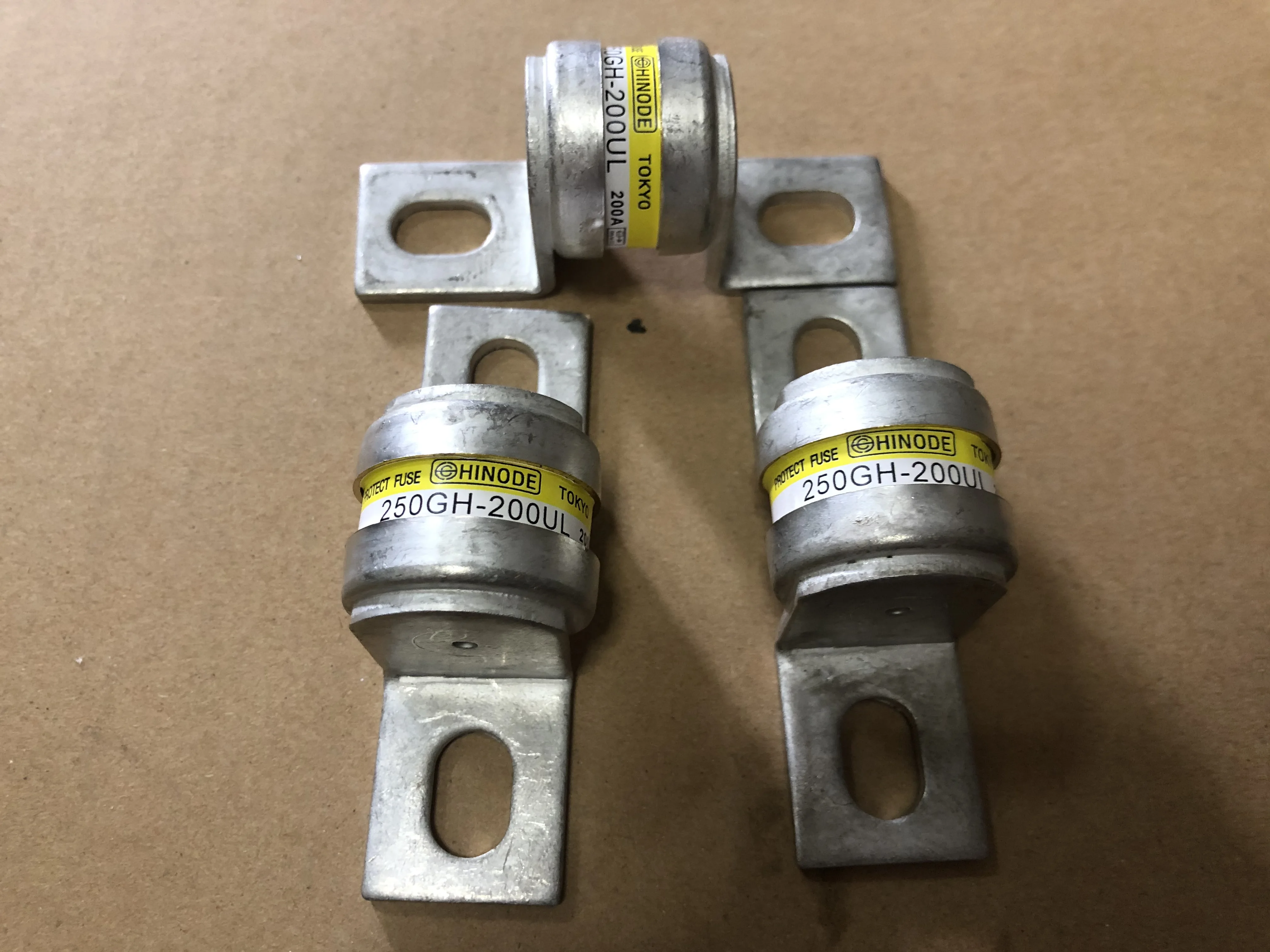 

Новый модуль предохранителей 250GH-200UL 200A 250V