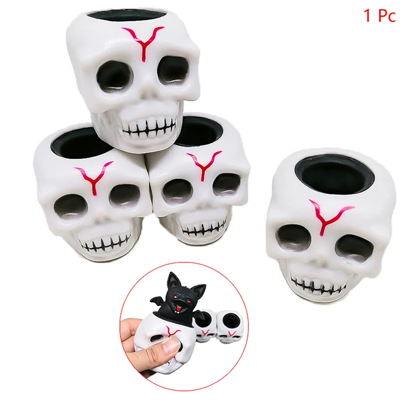 

Funny Rubber Skull Bat Squeeze Cup Happy Halloween Party Decoration Horror Props Kids Favors Toys Home DIY Ornament 2022