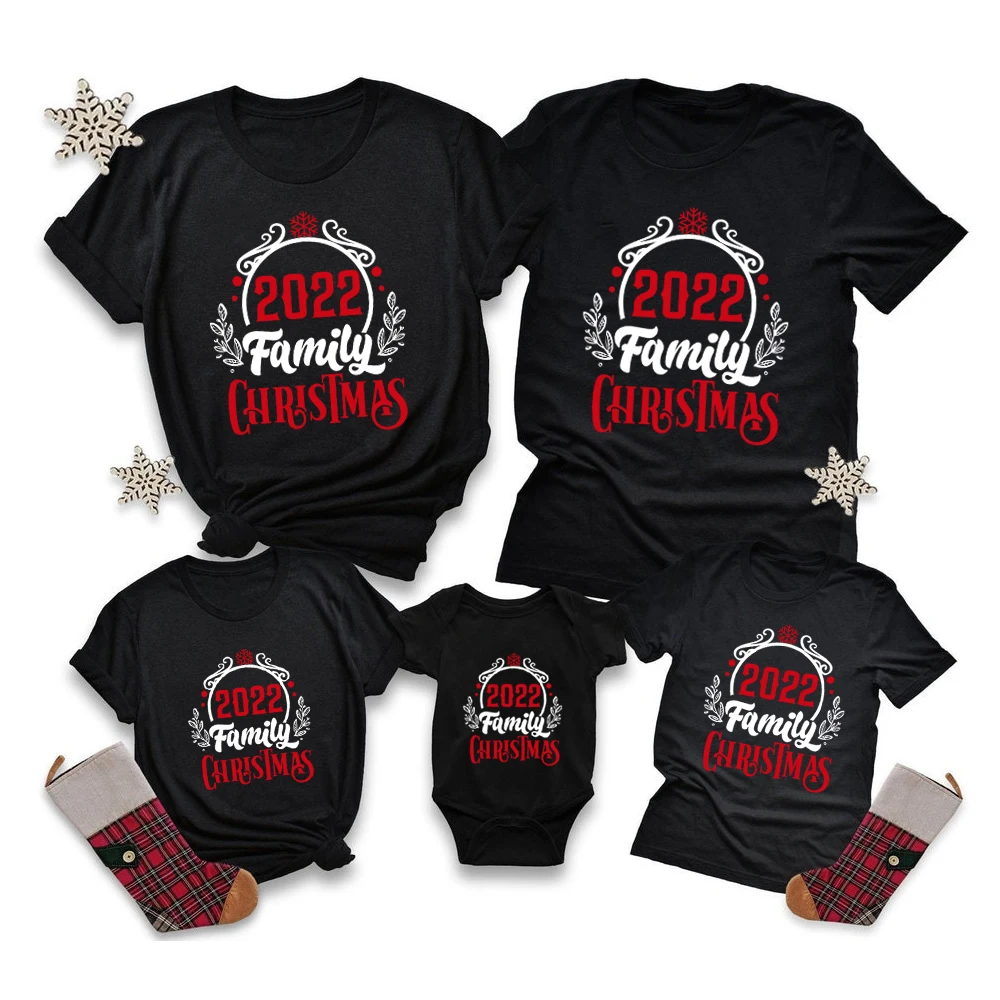 

2022 Family Christmas Shirts Cotton Family Matching Outfits Dad Mom Kids Tshirts Baby Rompers Matching Tops Xmas Clothes Gift