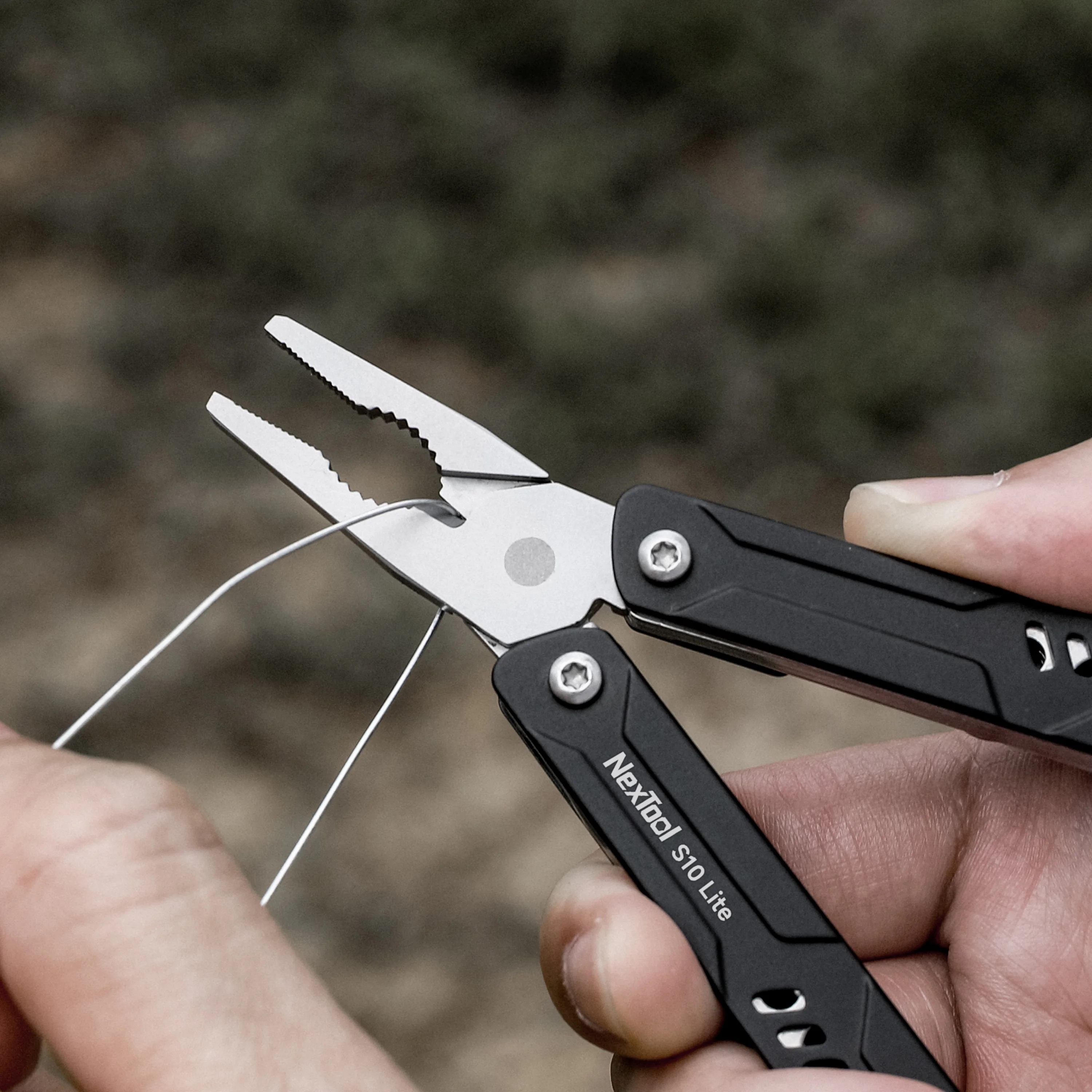 Фото Многофункциональный инструмент NexTool Mini Sailor Pliers Lite 10 в 1: складные ножницы, отвертка, брелок для ключей, набор для кемпинга, рыбалки и активного отдыха №2