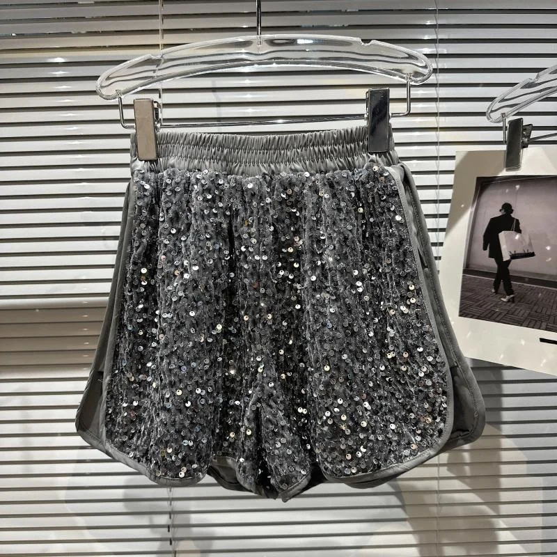 【Absgd】 2022 Autumn New Arrival Drawstring Elastic Waist Sequins Casual Shorts Women  Jean Shorts  Women Clothing