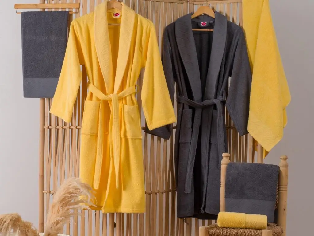 

Jacquard Family of Cottonbox Robe Set Camilla Yellow Anthracite