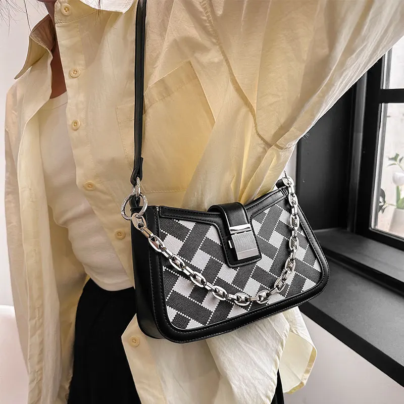 

Luxury Underarms Handbags Black And White Checkerboard Lattice Shoulder Bags Leather With Metal Chain Handbag Women Saddle Bags