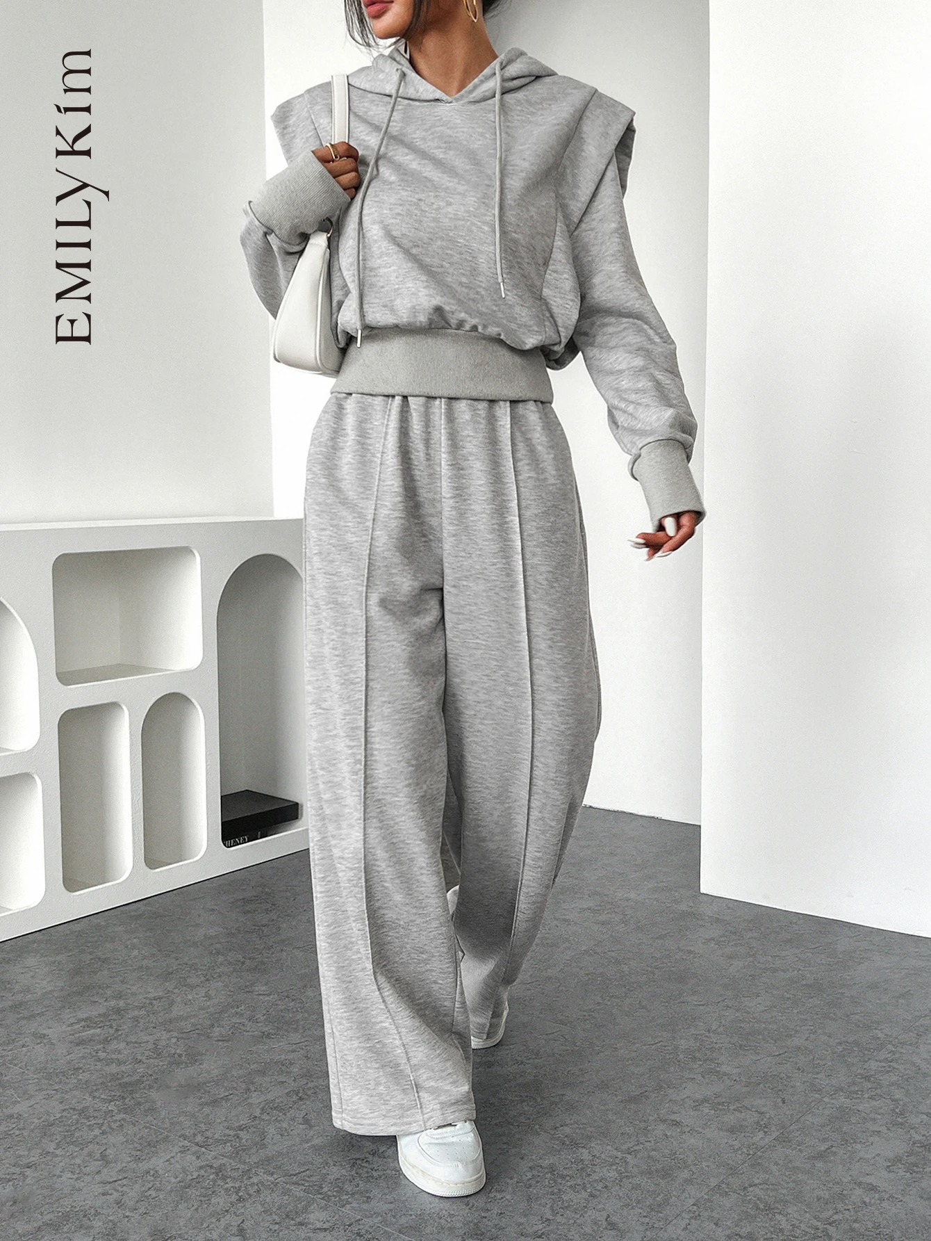 Комплект брюк осенне-зимний однотонный женский костюм с капюшоном топ длинными