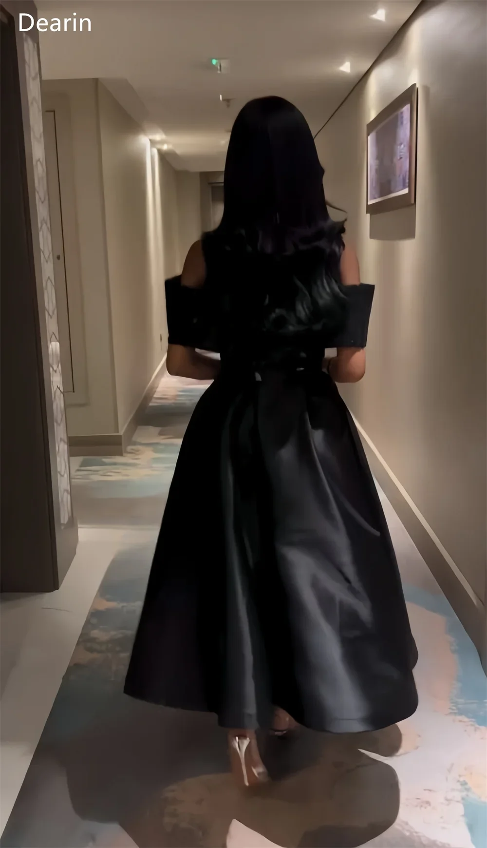 Вечернее платье с открытыми плечами трапециевидная юбка до щиколотки