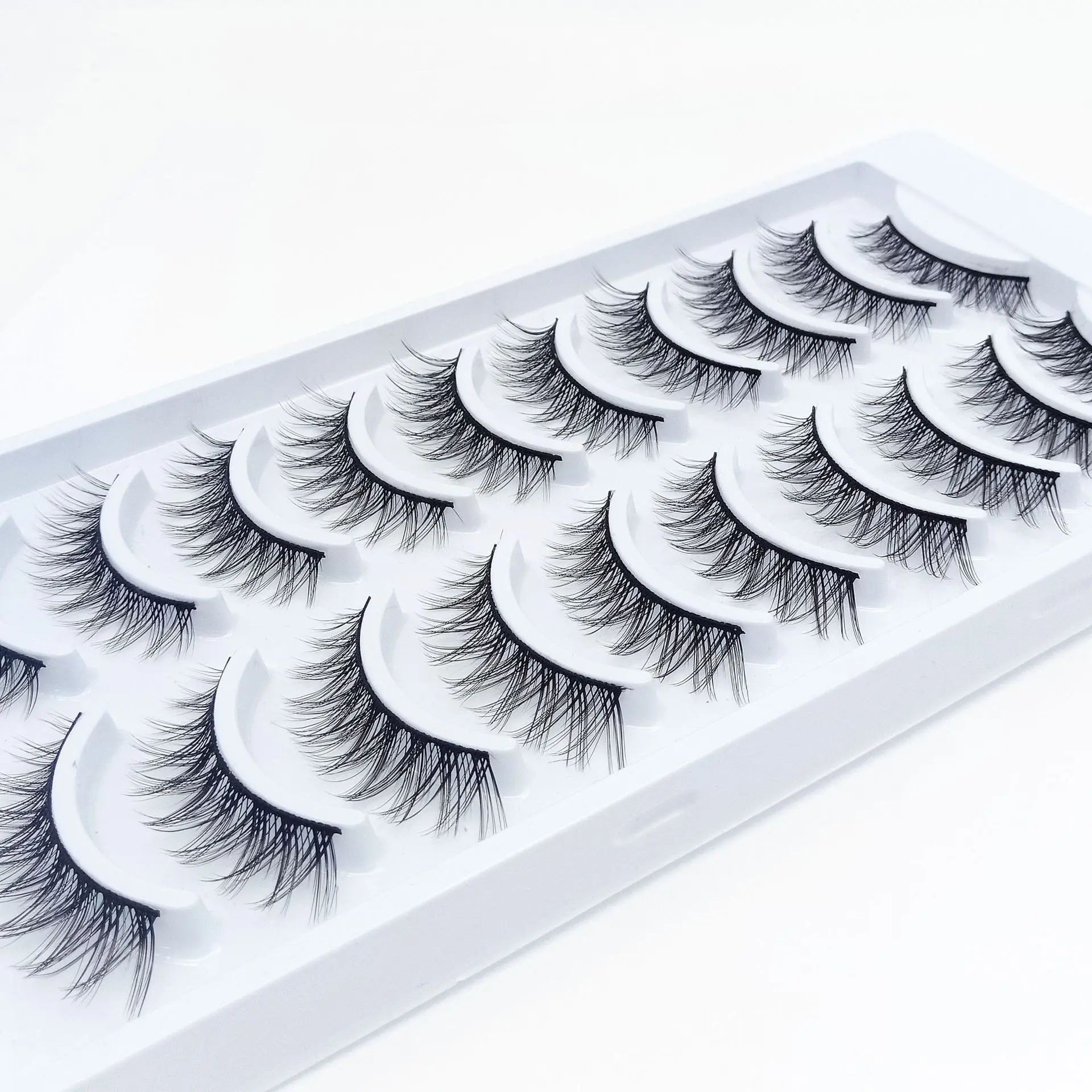 

10 Pairs False Eyelashes Eye Lashes Naturally Curled and Soft Three-dimensional Extension Makeup Tool