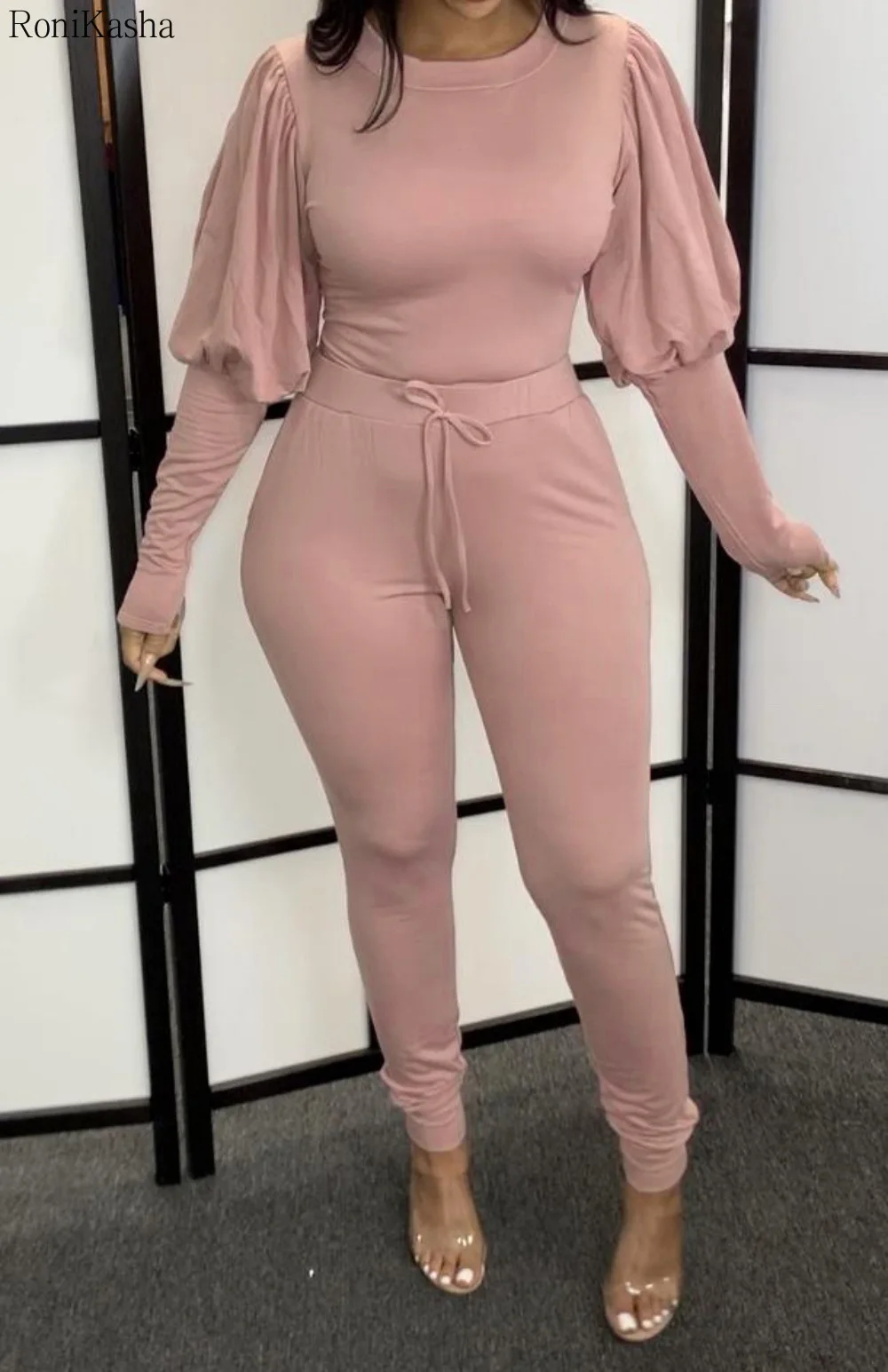 

Комплект Ronikasha женский из двух предметов, однотонный повседневный костюм с круглым вырезом, длинным рукавом-фонариком, брюки-джоггеры, разм...