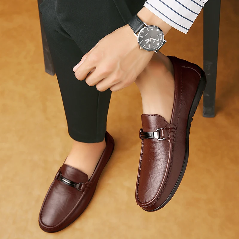 

Genuine Leather Men Casual Shoes Brand Luxury 2022 Italian Men Loafers Moccasins Breathable Slip on Black Driving Shoes Plus