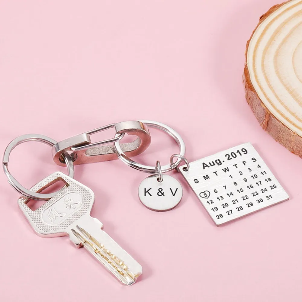 

Custom Calendar Keychain Anniversary Date Keyring Valentines Gift For Women Men Housewarming Personalized Couple Name Key Chain