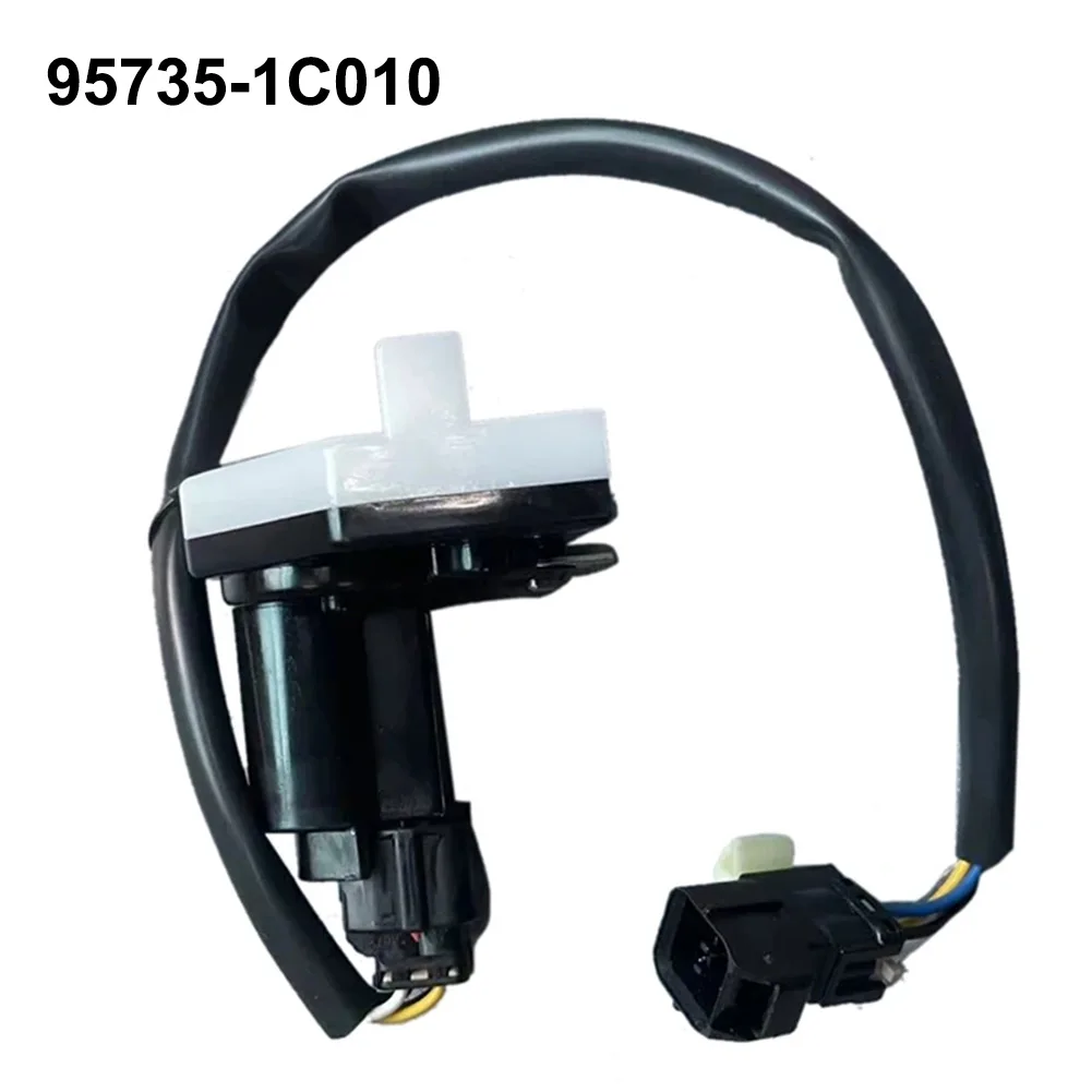

Front Left Side Door Lock Actuator For Hyundai Getz Click 2002-2010 95735-1C010 Auto Direct Replacement Parts
