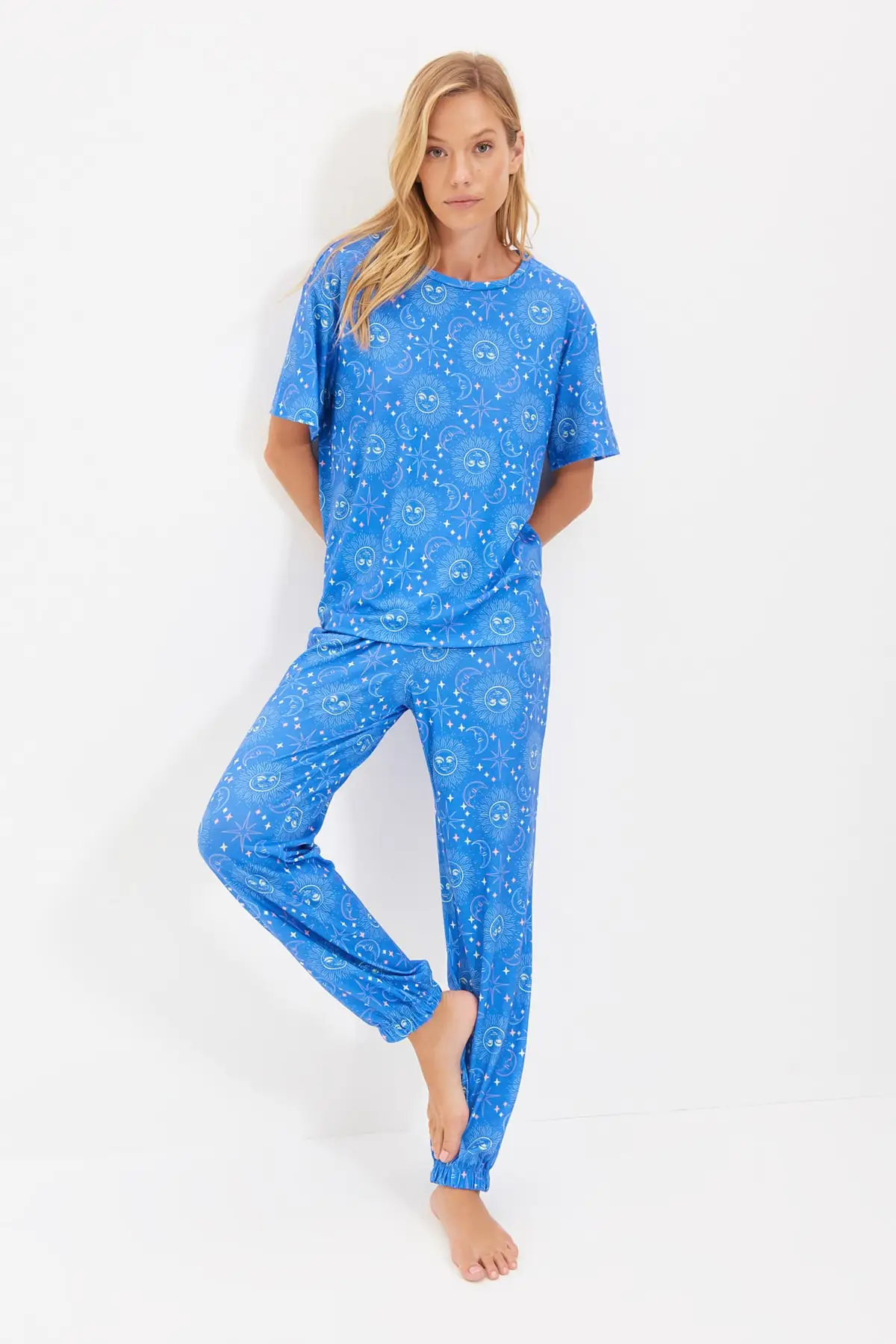 

Trendyol Mystic Printing Patterned Knitted Pajamas Set THMAW22PT0084