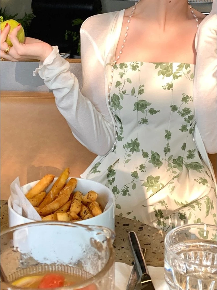 

Платье на бретельках с зеленым жемчугом, женское летнее платье с французским цветочным принтом, новинка 2022, корейская мода, приталенная юбк...