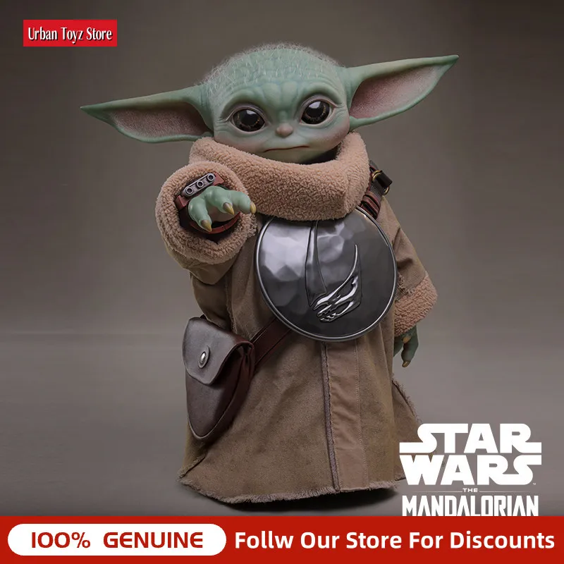 Фото Коллекционная фигурка Hot Toys Grogu в масштабе 1:1, реалистичная, из сериала «Мандалорец», с бешаровым щитом, для коллекционирования и демонстрации, для взрослых коллекционеров. №4