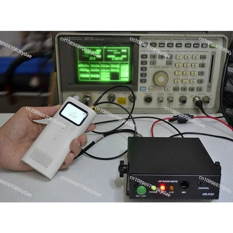 Фото Усилитель мощности VR-P25D UHF 400МГц-470МГц VHF 136МГц-174МГц для радиостанций DMR и раций №3