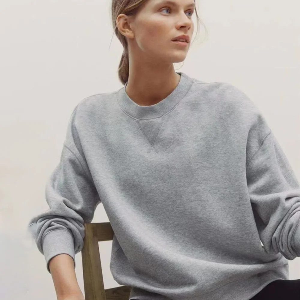 

22 fall and winter with soft round neck long sleeve casual loose sweater women
