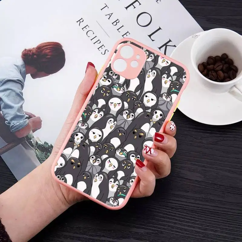 Cartoon Penguin Phone Case for iPhone 14 11 12 13 Mini Pro Max 8 7 Plus X XR XS MAX Translucent Matte Cover