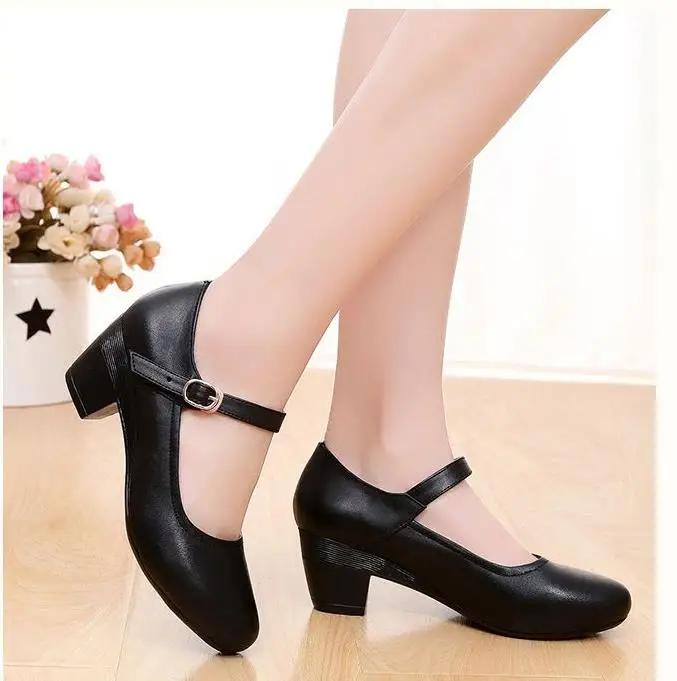 

2022 new Female shoes summer new style sandals and slippers, soft bottom indoor baomao XXL-166