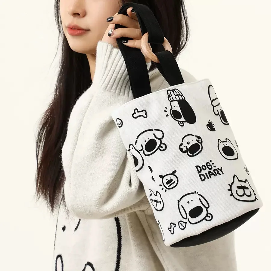 Kawai Animal Pig Cute Cartoon Bucket  Portable Canvas Bag Outgoing Mommy Bag Bento Cosmetic Bag Work Wooden rings Handheld Bag